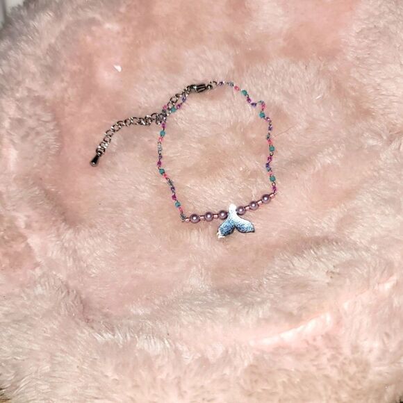 Mermaids Tail Girls Bracelet  - Picture 1 of 2